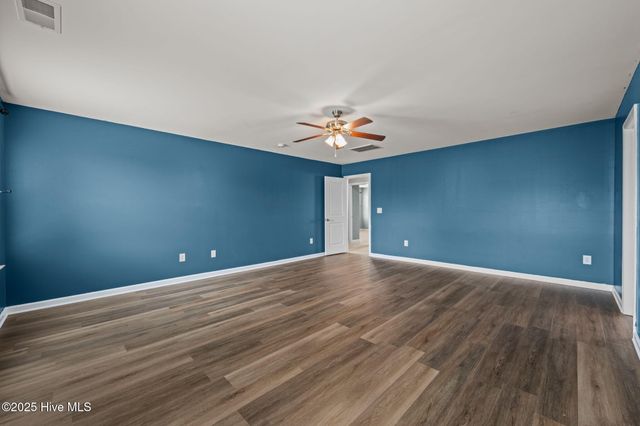 305 Frida Road, New Bern, NC 28560