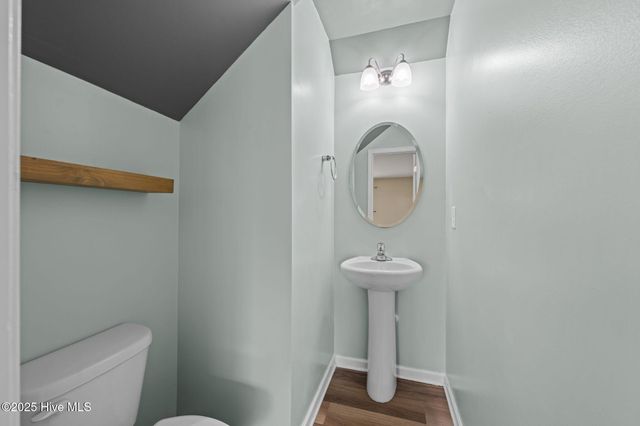 305 Frida Road, New Bern, NC 28560