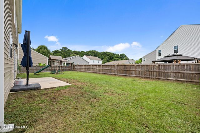 305 Frida Road, New Bern, NC 28560