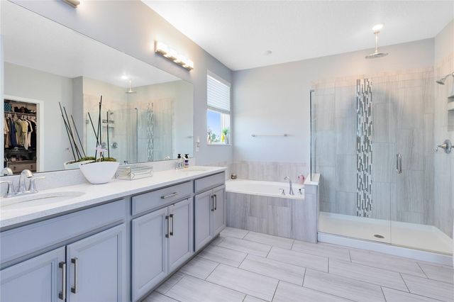 12351 NORTHOVER LOOP, Orlando, FL 32824