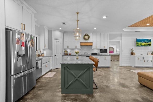 4107 Mississippi 589, Sumrall, MS 39482