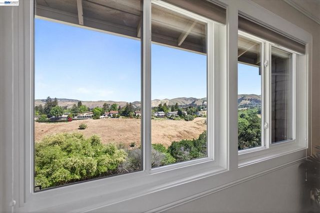 43338 Banda Ter, Fremont, CA 94539