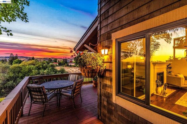 43338 Banda Ter, Fremont, CA 94539