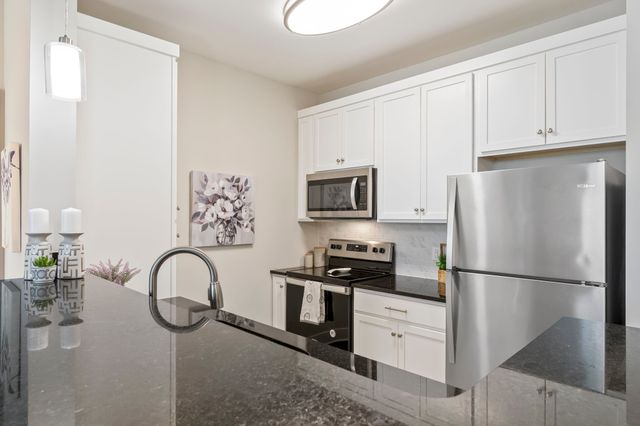 6411 Charlotte Road Cir Apt 105, Nashville, TN 37209
