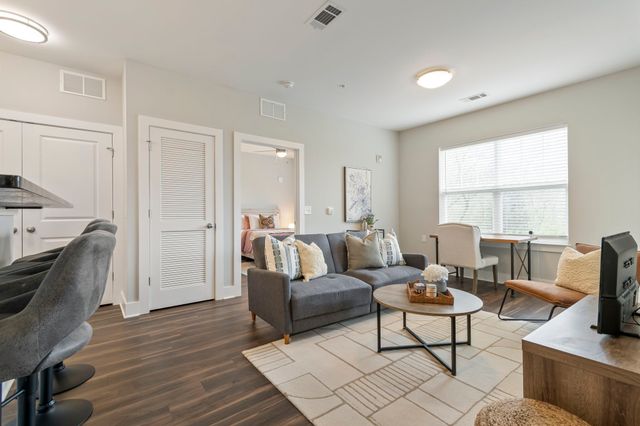 6411 Charlotte Road Cir Apt 105, Nashville, TN 37209
