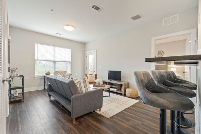 6411 Charlotte Road Cir Apt 105, Nashville, TN 37209