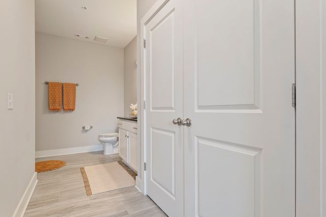 6411 Charlotte Road Cir Apt 105, Nashville, TN 37209