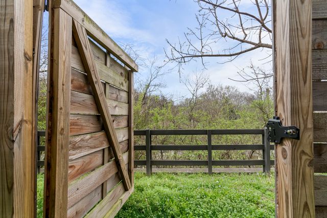 6411 Charlotte Road Cir Apt 105, Nashville, TN 37209