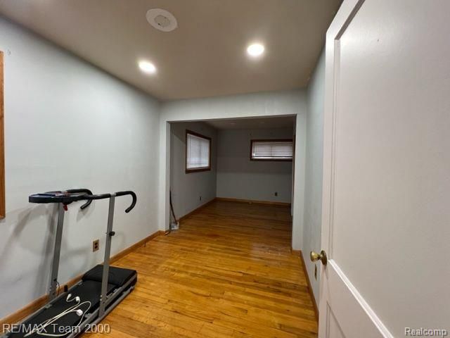 3855 Weddell Street, Dearborn, MI 48124