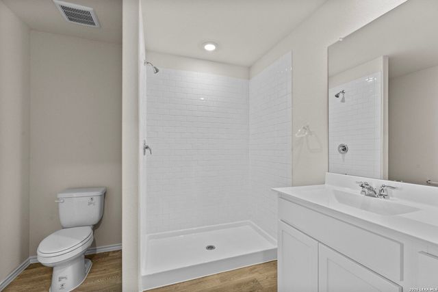 1005 Prince Albert, Seguin, TX 78155