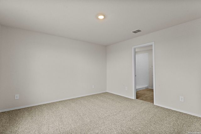 1005 Prince Albert, Seguin, TX 78155