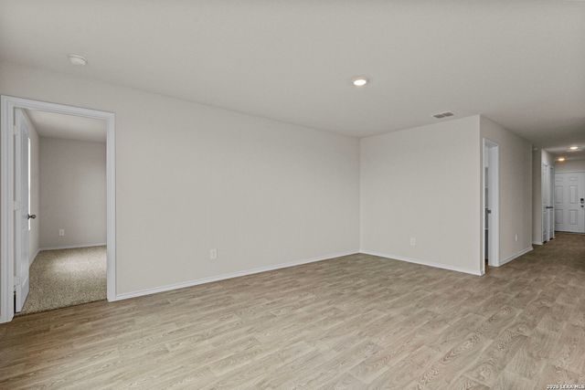 1005 Prince Albert, Seguin, TX 78155