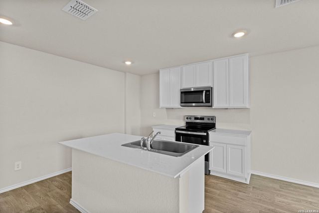 1005 Prince Albert, Seguin, TX 78155