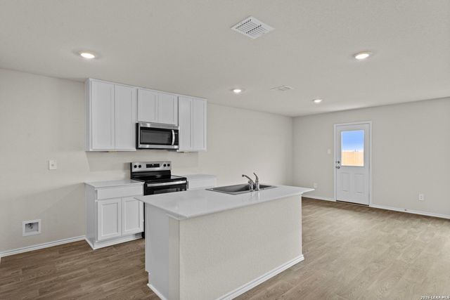 1005 Prince Albert, Seguin, TX 78155