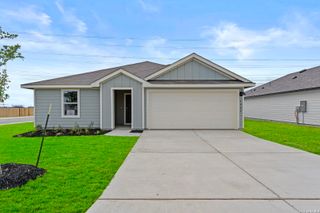 1005 Prince Albert, Seguin, TX 78155