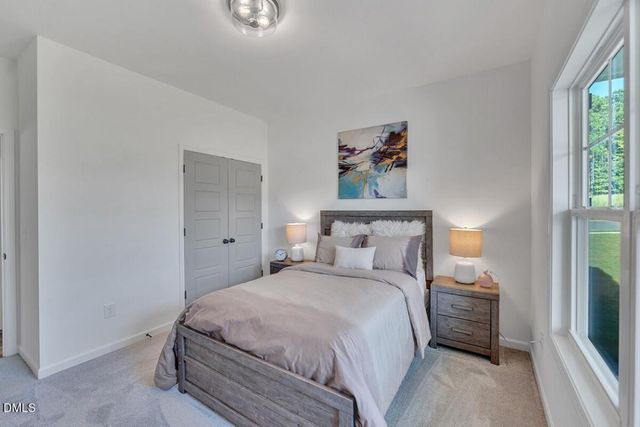 395 Pecan Valley Way, Four Oaks, NC 27524