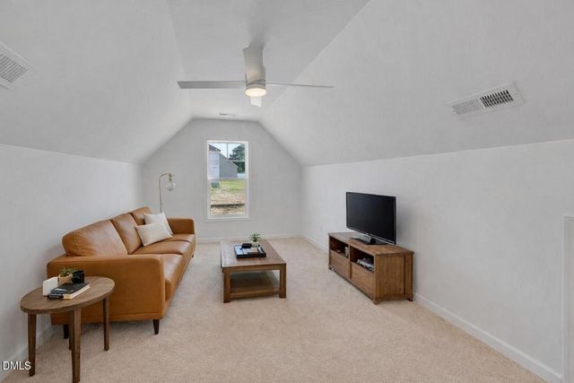 395 Pecan Valley Way, Four Oaks, NC 27524