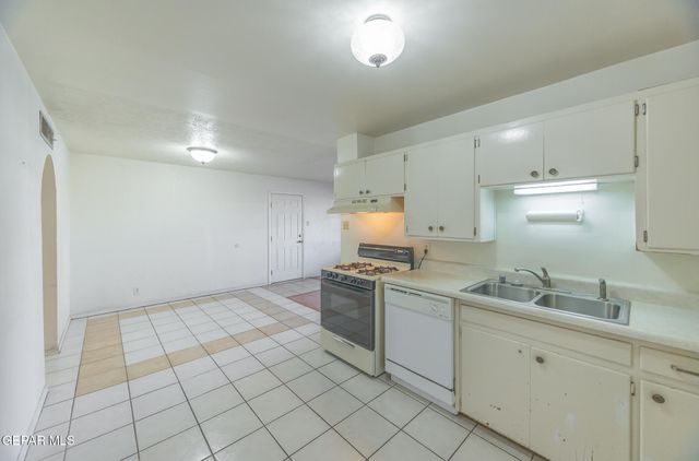 3405 Greenock Street, El Paso, TX 79925