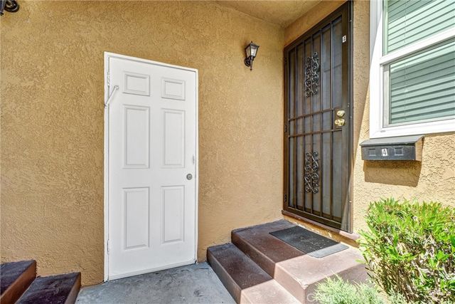 1065 E 19th, Long Beach, CA 90806