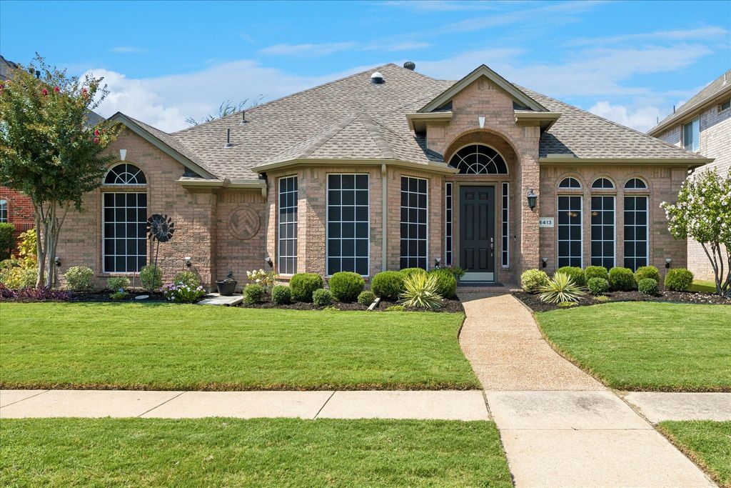 6413 Pawnee Lane, The Colony, TX 75056