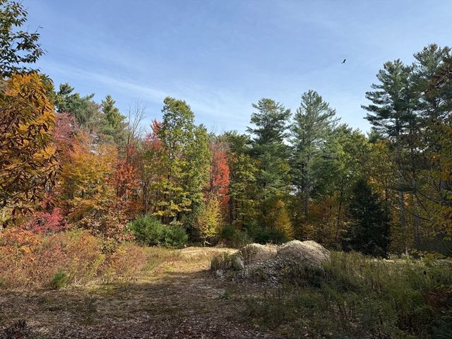 53 W Meadow Rd, Townsend, MA 01474