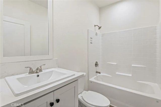32850 Gregory Place, Lake Elsinore, CA 92530