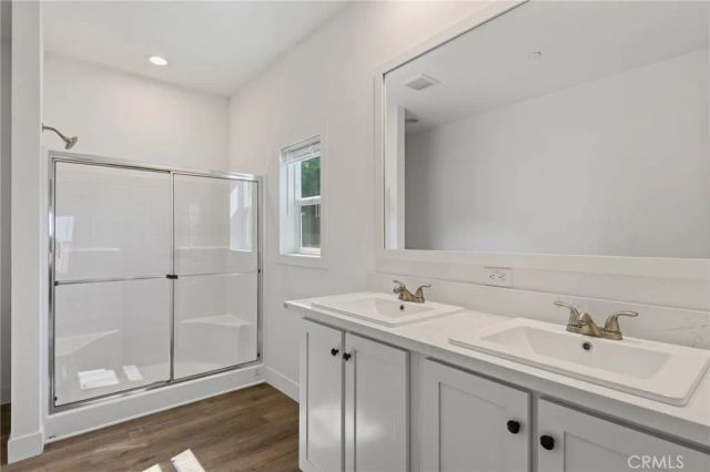 32850 Gregory Place, Lake Elsinore, CA 92530