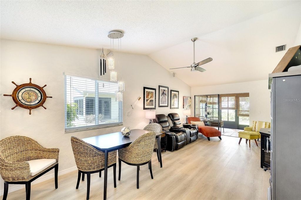 Image 9 of property listing at 6024 28TH STREET W, Bradenton, FL 34207