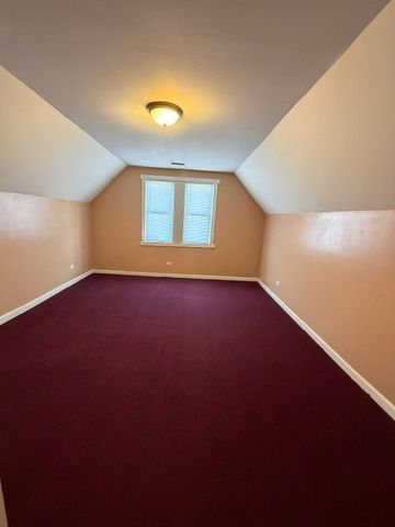 6505 S Damen Avenue, Chicago, IL 60636