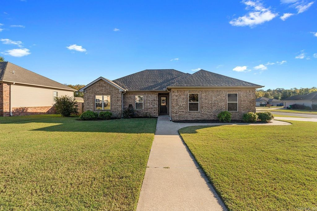 22 Lariat Drive, Austin, AR 72007