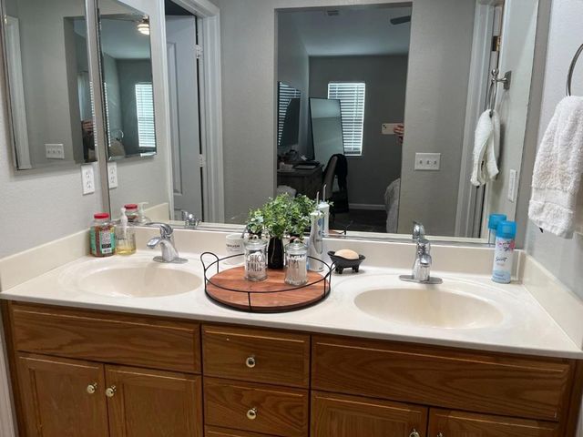 4184 Ivory Lane, Turlock, CA 95382