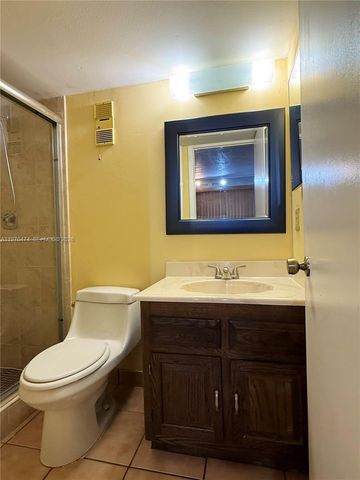 6977 SW 115th Pl E33, Miami, FL 33173