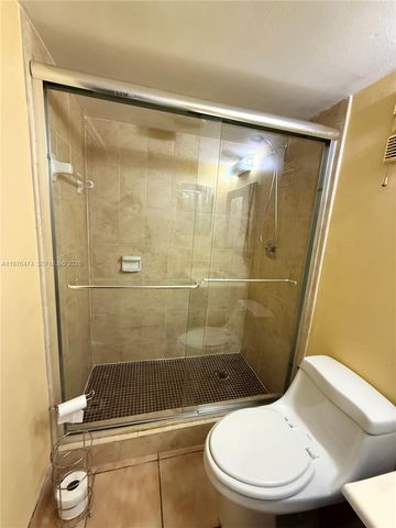 6977 SW 115th Pl E33, Miami, FL 33173