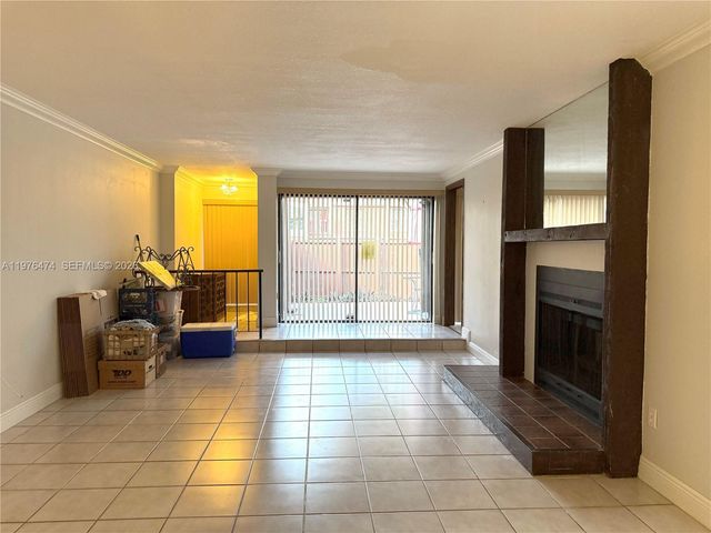 6977 SW 115th Pl E33, Miami, FL 33173