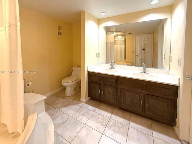 6977 SW 115th Pl E33, Miami, FL 33173