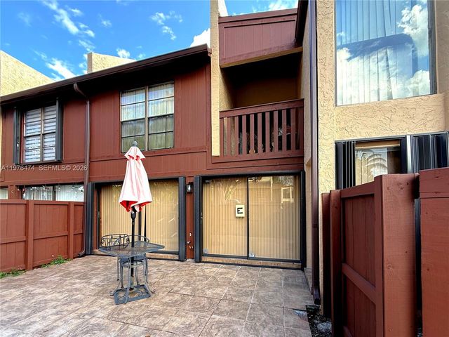 6977 SW 115th Pl E33, Miami, FL 33173