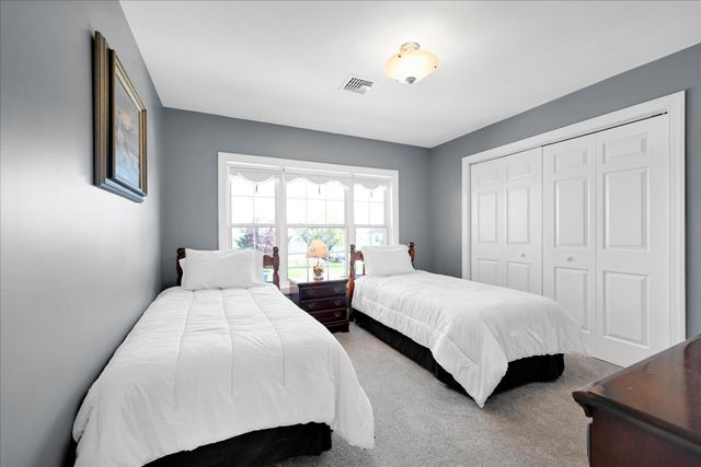 111 MOUNTAIN VIEW DR, Etters, PA 17319