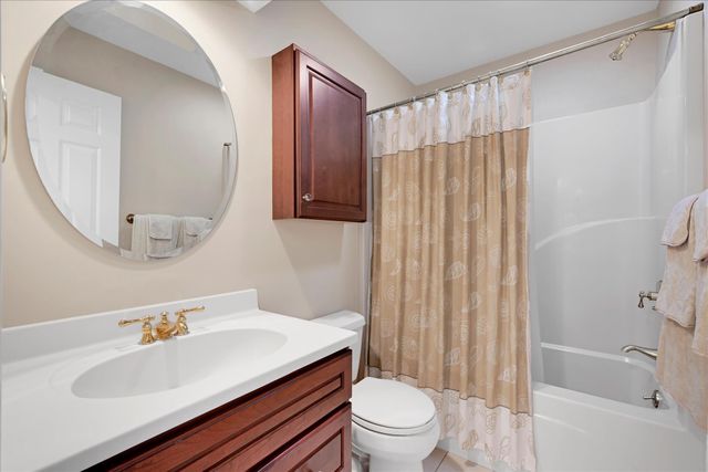111 MOUNTAIN VIEW DR, Etters, PA 17319