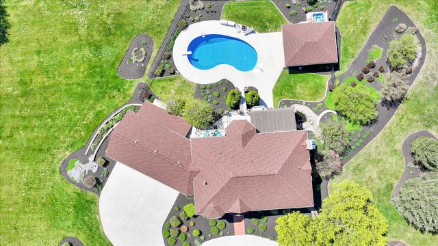 111 MOUNTAIN VIEW DR, Etters, PA 17319