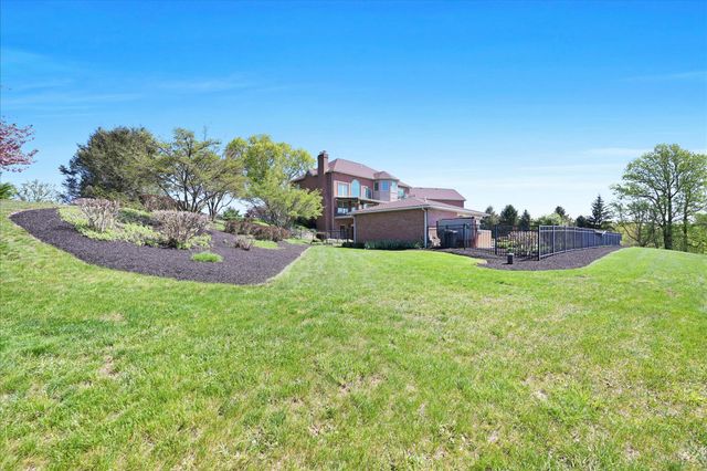 111 MOUNTAIN VIEW DR, Etters, PA 17319