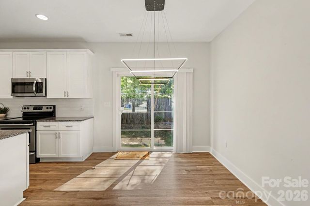 1522 Wembley Drive, Charlotte, NC 28205