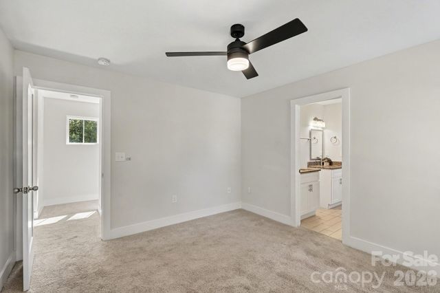 1522 Wembley Drive, Charlotte, NC 28205