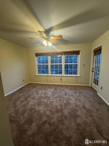 1109 Stoneridge Circle, Helmetta, NJ 08828