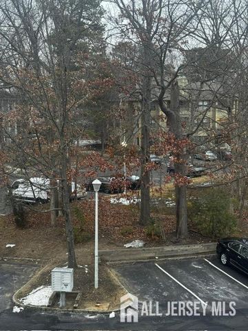 1109 Stoneridge Circle, Helmetta, NJ 08828