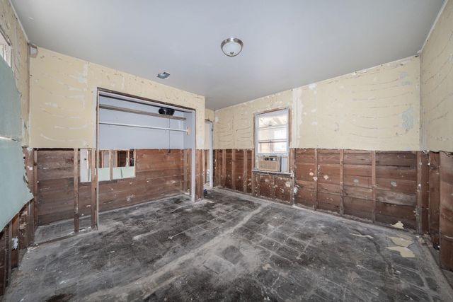 1650 S Sedgwick, Wichita, KS 67213