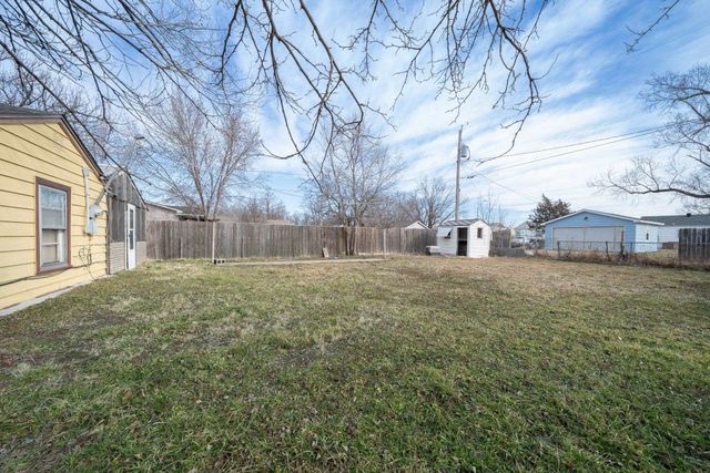 1650 S Sedgwick, Wichita, KS 67213