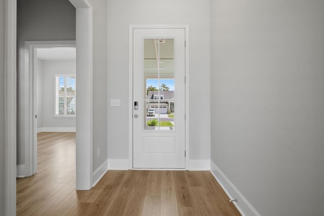 6423 Berg St., Murrells Inlet, SC 29576