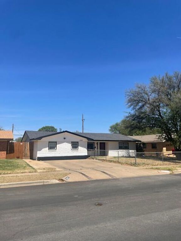 2202 58th Street, Lubbock, TX 79412