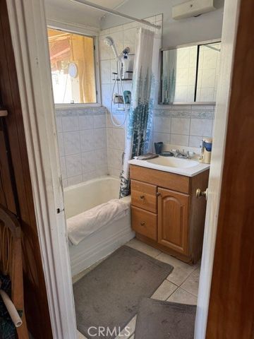 20627 Haynes, Winnetka, CA 91306