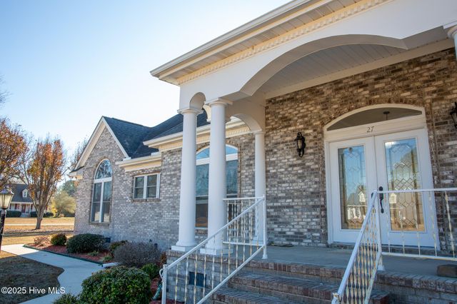 27 Stewart Circle, Whiteville, NC 28472